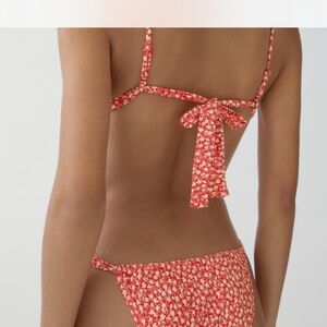 Women’s swim suit
